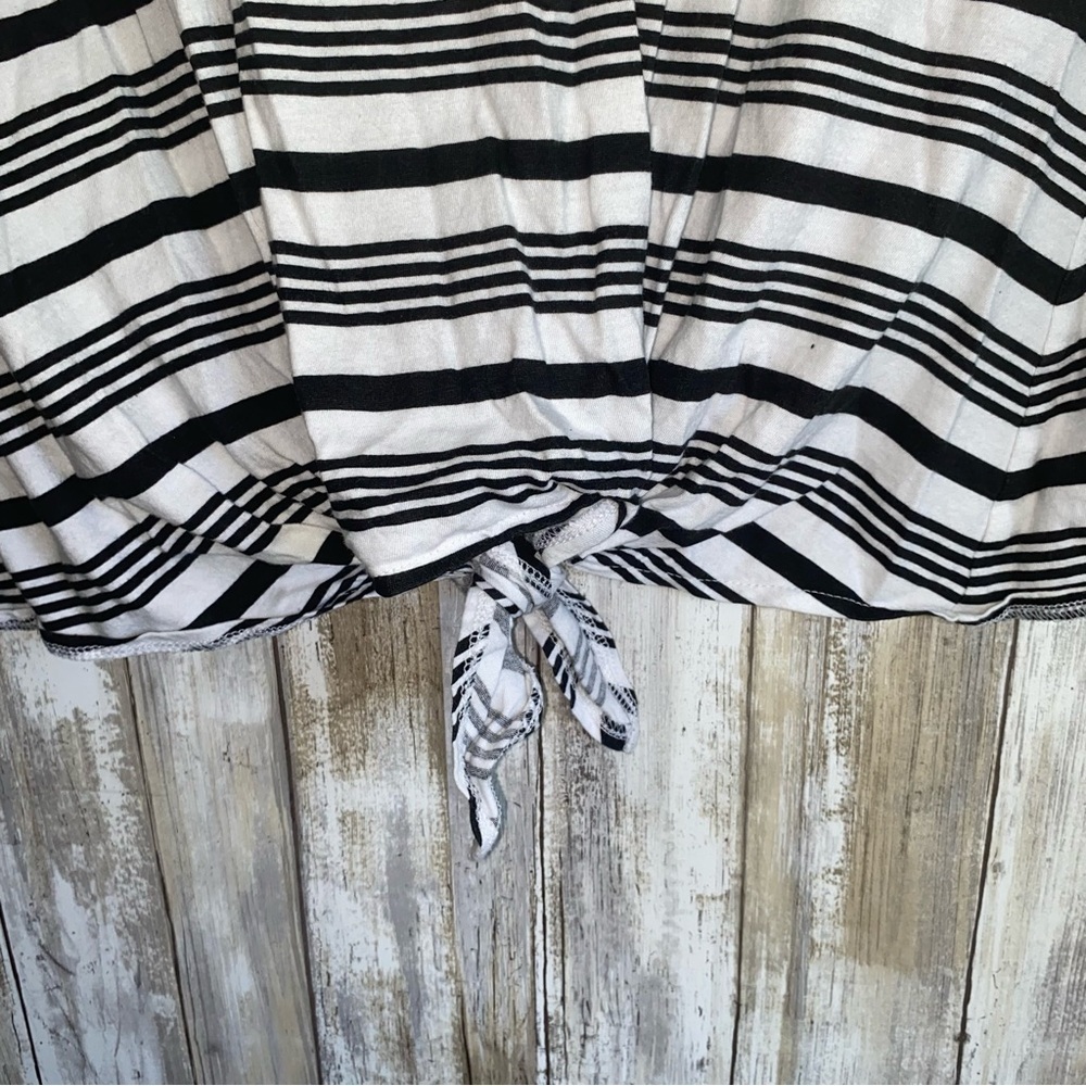 Loft White Stripe Tie Bottom Tee - Picture 3 of 5